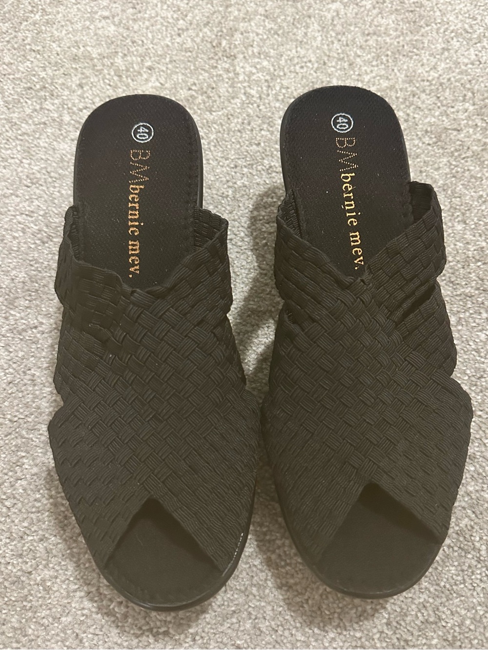 bernie mev. Black Woven Open-Toe Slide Mules